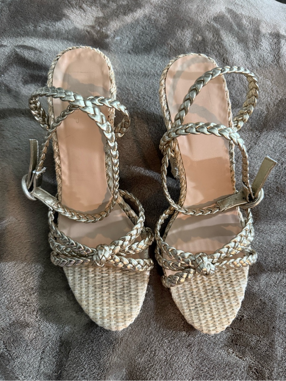Woven Metallic Braided Strap Women’s Sandals -gold